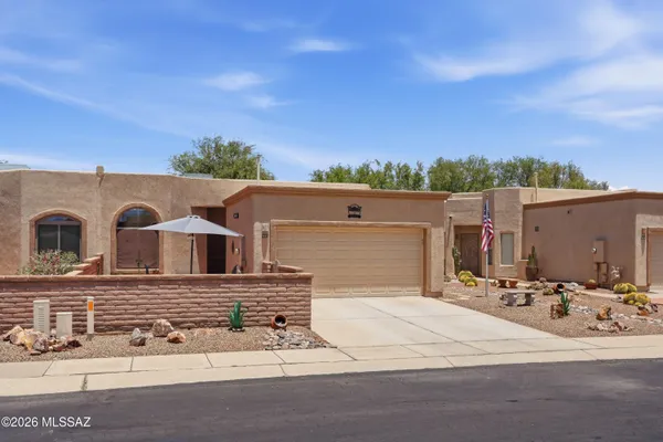 Property Slideshow image 2 of 50 | 592 w crenshaw ln, Green Valley, AZ, 85614