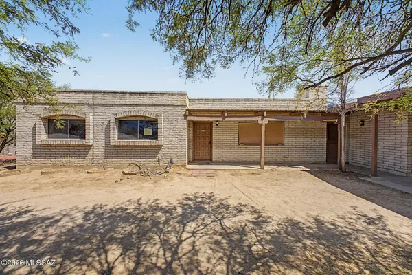 Property Slideshow image 3 of 20 | 1402 n placita real, Green Valley, AZ, 85614