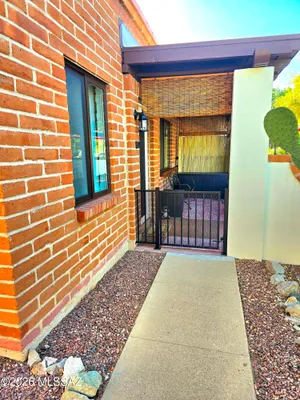 Property Slideshow image 3 of 27 | 210 w camino alameda a, Green Valley, AZ, 85614