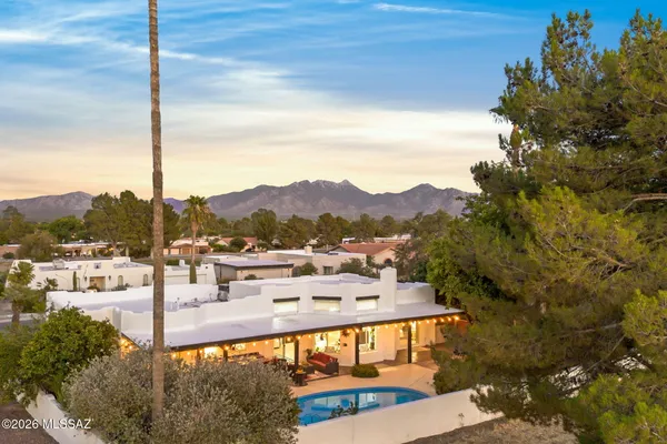Property Slideshow image 3 of 42 | 164 e paseo de golf, Green Valley, AZ, 85614