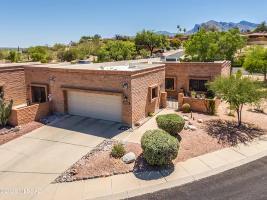 Property Slideshow image 2 of 50 | 8564 n candlewood loop, Tucson, AZ, 85704