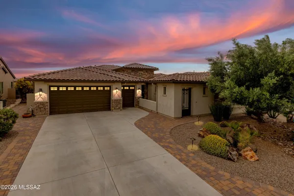 Property Slideshow image 2 of 43 | 31924 s flat rock dr, Oracle, AZ, 85623