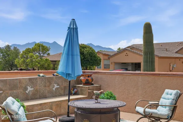 Property Slideshow image 3 of 51 | 1024 w tenniel dr, Green Valley, AZ, 85614