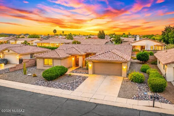 Property Slideshow image 2 of 51 | 1029 e rising sun dr, Oro Valley, AZ, 85755