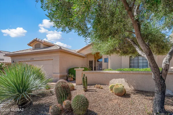 Property Slideshow image 2 of 46 | 63905 e greenbelt ln, Saddlebrooke, AZ, 85739