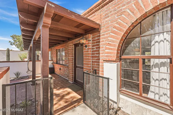 Property Slideshow image 2 of 16 | 344 s paseo pena b, Green Valley, AZ, 85614