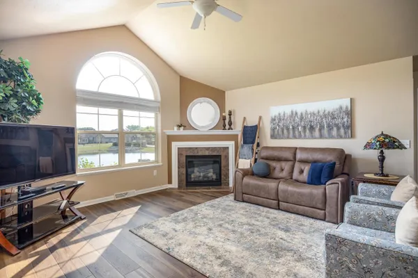 Property Slideshow image 3 of 43 | 2306 e sienna way, Appleton, WI, 54913