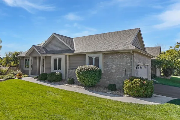 Property Slideshow image 3 of 30 | w243n2280 deer park dr a, Pewaukee, WI, 53072