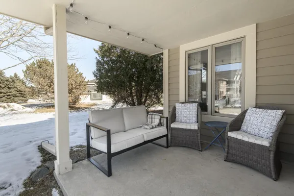 Property Slideshow image 2 of 12 | n24w24050 brandon oaks dr a, Pewaukee, WI, 53072