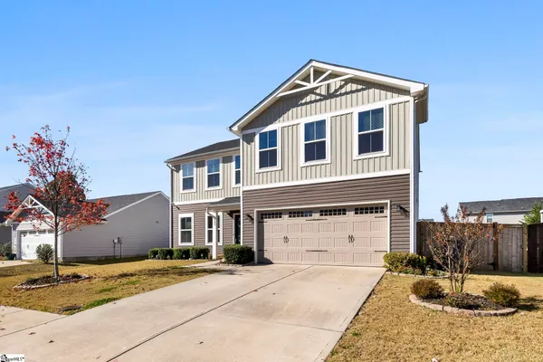 Property Slideshow image 2 of 41 | 805 danforth dr, Greenville, SC, 29617