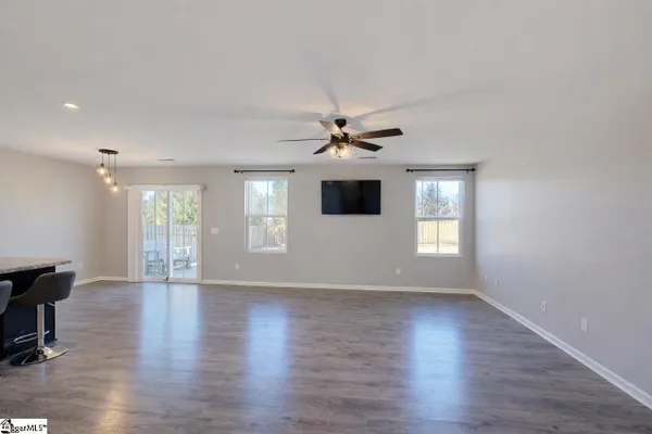 Property Slideshow image 3 of 42 | 618 maplestead farms ct, Greenville, SC, 29617