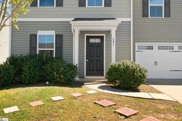 Property Slideshow image 2 of 30 | 605 maplestead farm ct, Greenville, SC, 29617