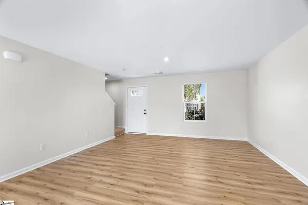 Property Slideshow image 3 of 30 | 605 maplestead farm ct, Greenville, SC, 29617