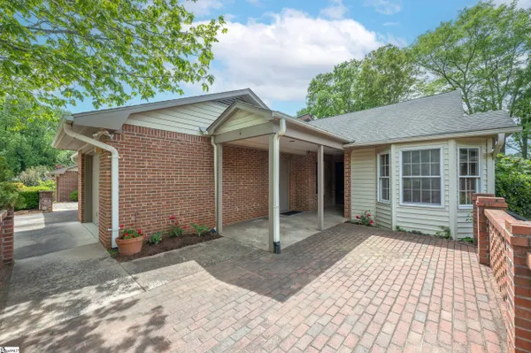 Property Slideshow image 3 of 38 | 406 swansgate pl, Greenville, SC, 29605