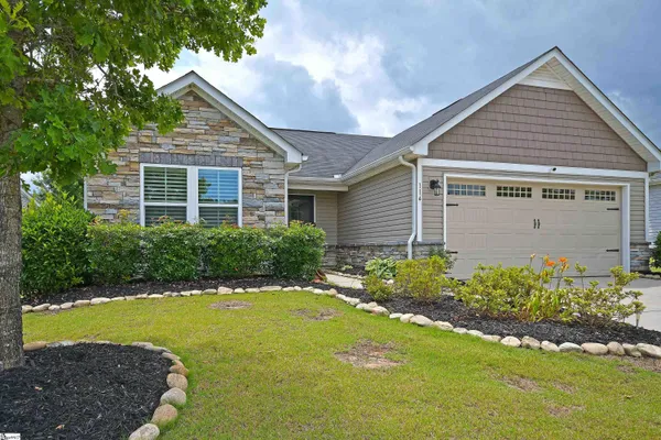Property Slideshow image 2 of 38 | 114 fairmeadow way, Greenville, SC, 29617