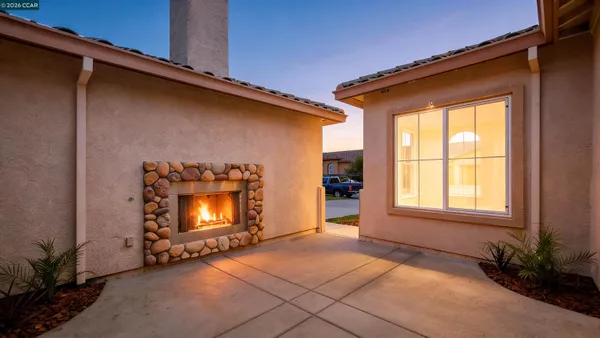 Property Slideshow image 2 of 60 | 175 oakridge way, Rio Vista, CA, 94571