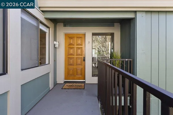 Property Slideshow image 3 of 38 | 3050 rossmoor pkwy 5, Walnut Creek, CA, 94595