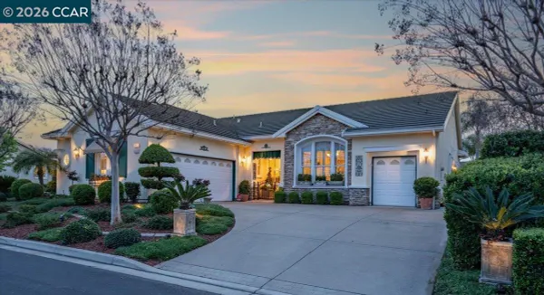 Property Slideshow image 3 of 54 | 341 upton pyne dr, Brentwood, CA, 94513