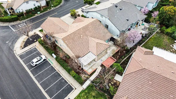 Property Slideshow image 2 of 25 | 1014 centennial dr, Brentwood, CA, 94513