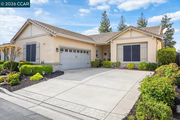Property Slideshow image 3 of 49 | 377 st claire ter, Brentwood, CA, 94513