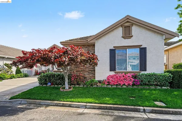 Property Slideshow image 2 of 30 | 1569 rubidoux ln, Brentwood, CA, 94513