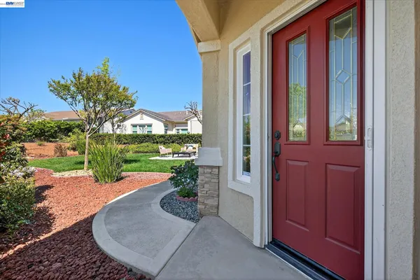 Property Slideshow image 3 of 46 | 1606 regent dr, Brentwood, CA, 94513