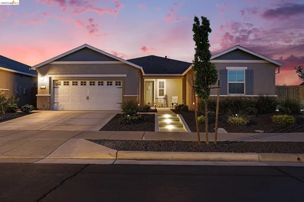 Property Slideshow image 3 of 45 | 4585 prairie path, Rio Vista, CA, 94571