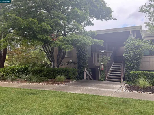 Property Slideshow image 2 of 3 | 1601 canyonwood ct 2, Walnut Creek, CA, 94595