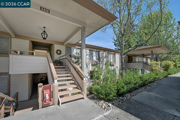 Property Slideshow image 2 of 43 | 3410 tice crk 4, Walnut Creek, CA, 94595