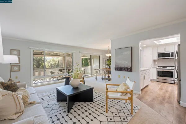 Property Slideshow image 3 of 47 | 2817 golden rain rd 7, Walnut Creek, CA, 94595