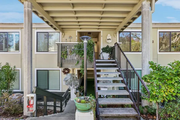 Property Slideshow image 2 of 46 | 2101 golden rain rd 11, Walnut Creek, CA, 94595
