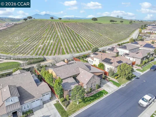 Property Slideshow image 2 of 60 | 1155 saint julien st, Brentwood, CA, 94513