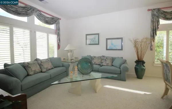 Property Slideshow image 2 of 8 | 143 honeygold ln, Brentwood, CA, 94513