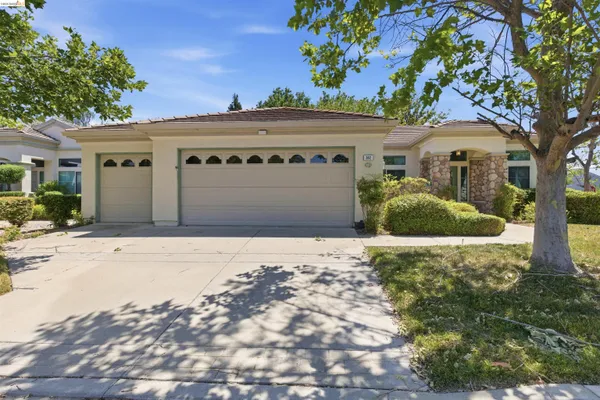 Property Slideshow image 3 of 45 | 362 ruby ter, Brentwood, CA, 94513