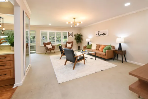 Property Slideshow image 2 of 50 | 1910 skycrest dr 5, Walnut Creek, CA, 94595