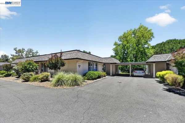 Property Slideshow image 2 of 24 | 1912 ptarmigan dr 2, Walnut Creek, CA, 94595