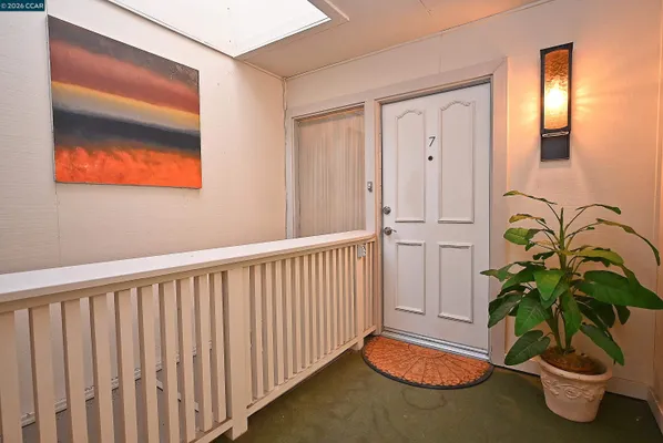 Property Slideshow image 3 of 40 | 1361 singingwood ct 7, Walnut Creek, CA, 94595