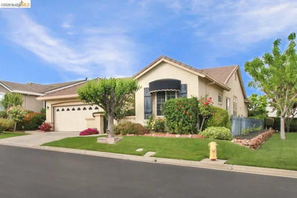 Property Slideshow image 3 of 60 | 1632 regent dr, Brentwood, CA, 94513