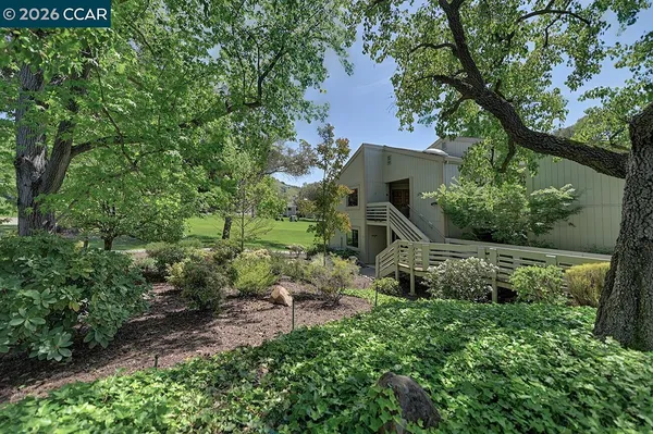 Property Slideshow image 2 of 62 | 618 terra california dr 2, Walnut Creek, CA, 94595