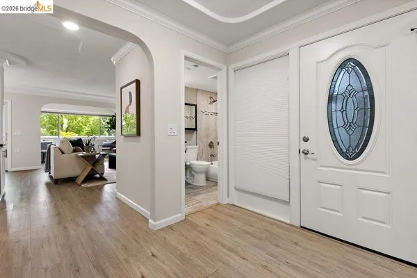 Property Slideshow image 3 of 28 | 1156 running springs rd 6, Walnut Creek, CA, 94595