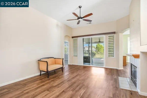 Property Slideshow image 2 of 42 | 1572 rubidoux ln, Brentwood, CA, 94513
