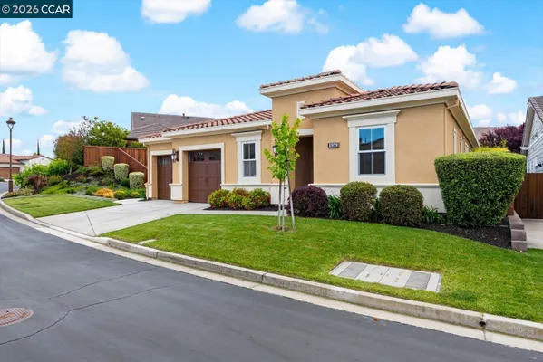 Property Slideshow image 2 of 99 | 1959 sacred mountain ln, Brentwood, CA, 94513