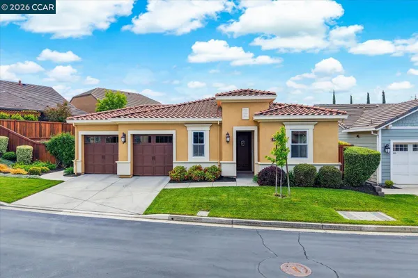 Property Slideshow image 3 of 99 | 1959 sacred mountain ln, Brentwood, CA, 94513