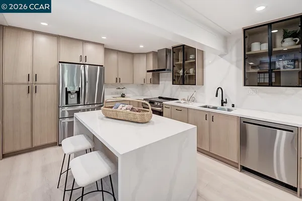 Property Slideshow image 2 of 55 | 1125 singingwood ct 4, Walnut Creek, CA, 94595