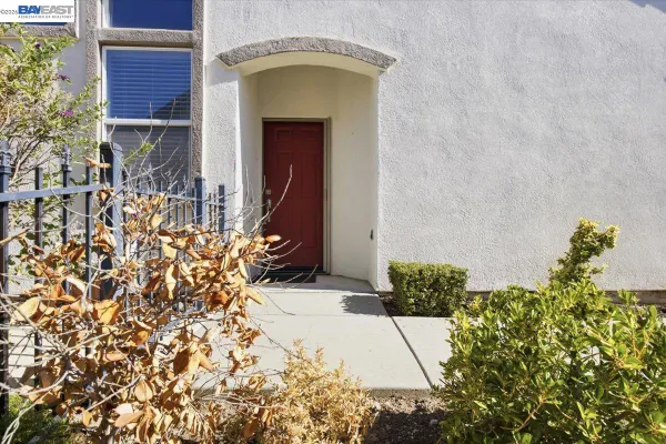 Property Slideshow image 3 of 55 | 288 black amber way, Brentwood, CA, 94513