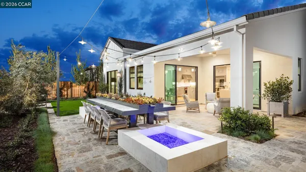 Property Slideshow image 3 of 29 | 3368 echo way, Tracy, CA, 95377