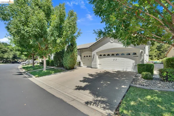Property Slideshow image 2 of 46 | 1161 bacchini ln, Brentwood, CA, 94513