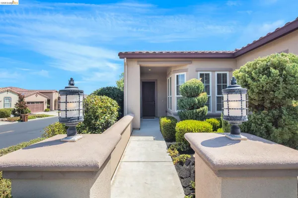 Property Slideshow image 2 of 42 | 1806 moscato pl, Brentwood, CA, 94513
