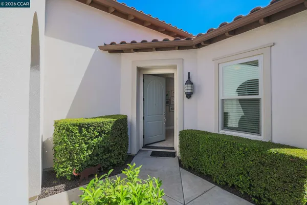 Property Slideshow image 3 of 65 | 1605 chianti ln, Brentwood, CA, 94513