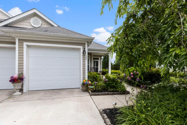 Property Slideshow image 2 of 39 | 501 tidewater ave 501, Rio Grande, NJ, 08242